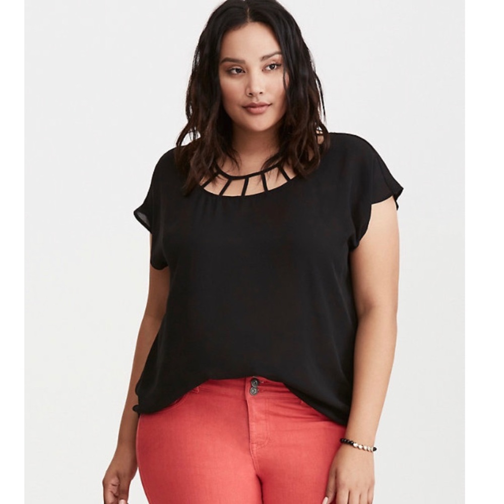 Torrid - GEORGETTE CAGE DOLMAN TOP